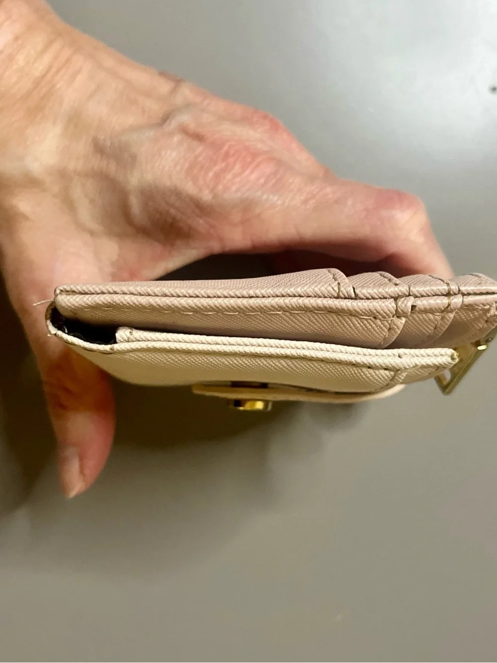 Steve Madden Small Bifold Wallet Blush Pink Saffiano Snap Closure GUC